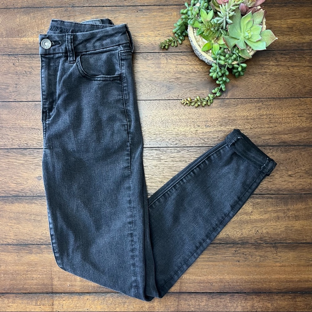 American Eagle Curvy Hi-Rise Jegging in Black